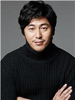 裴龙根 Yong-geun Bae